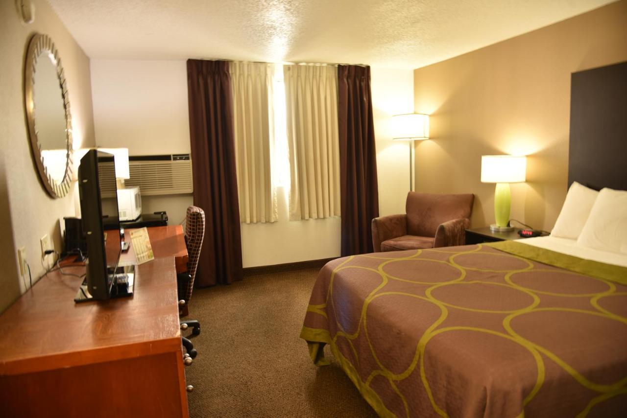 Super 8 By Wyndham Rapid City Rushmore Rd Exterior foto